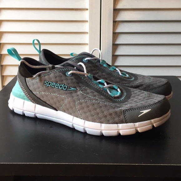 speedo water sneakers